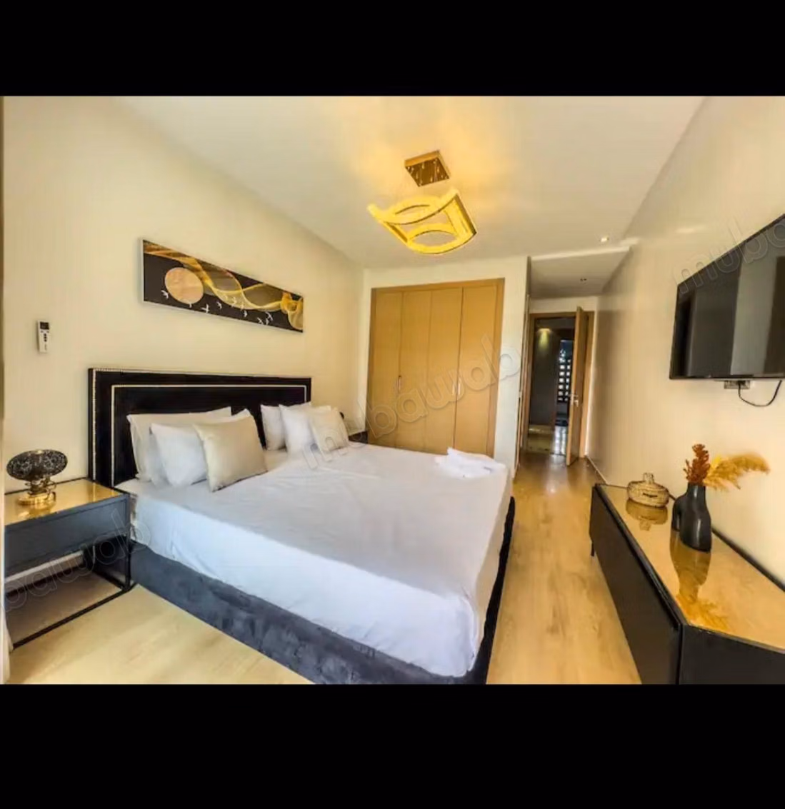 Beautiful apartment for rent on Boulevard Med 6. 5 rooms. Well furnished
