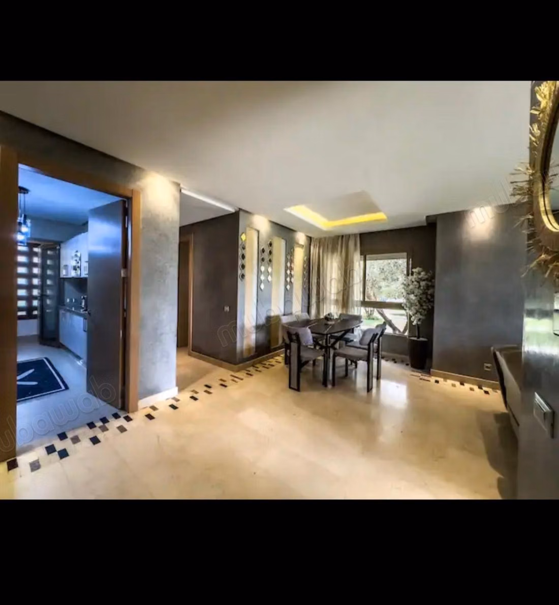 Beautiful apartment for rent on Boulevard Med 6. 5 rooms. Well furnished