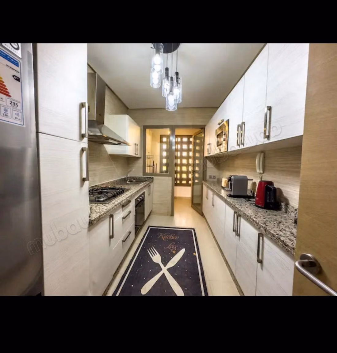 Beautiful apartment for rent on Boulevard Med 6. 5 rooms. Well furnished