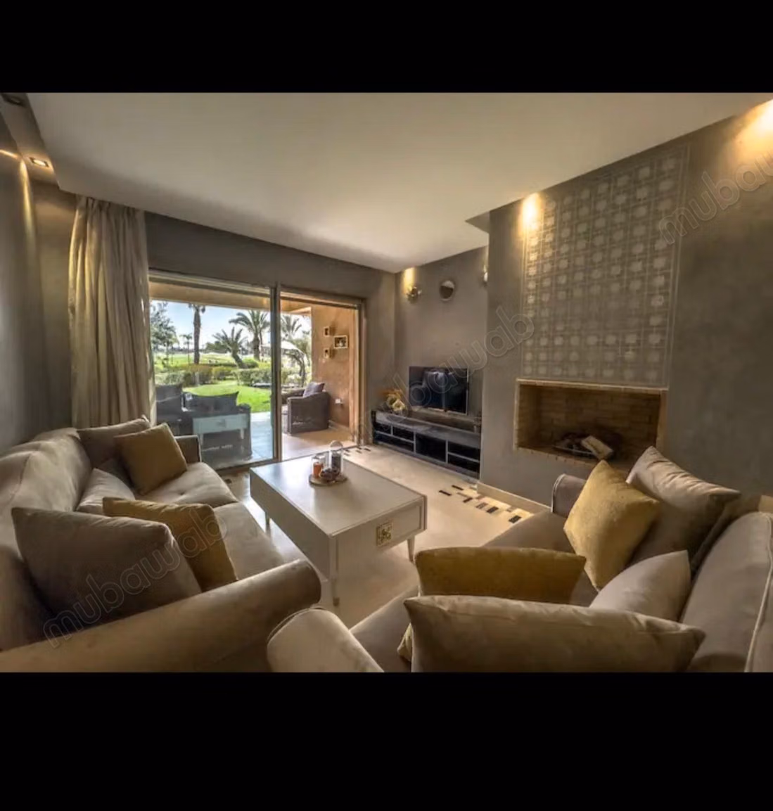 Beautiful apartment for rent on Boulevard Med 6. 5 rooms. Well furnished