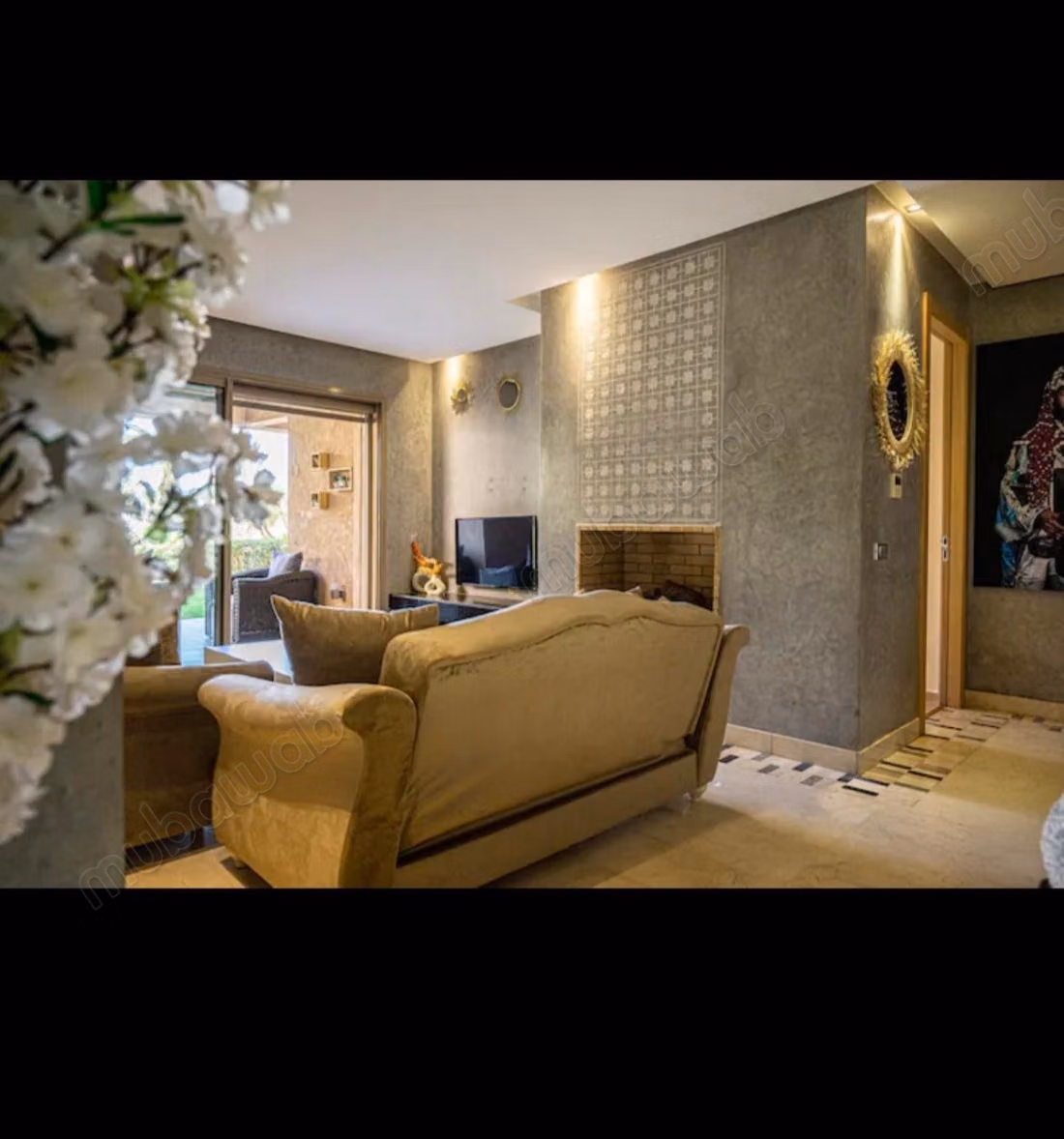 Beautiful apartment for rent on Boulevard Med 6. 5 rooms. Well furnished