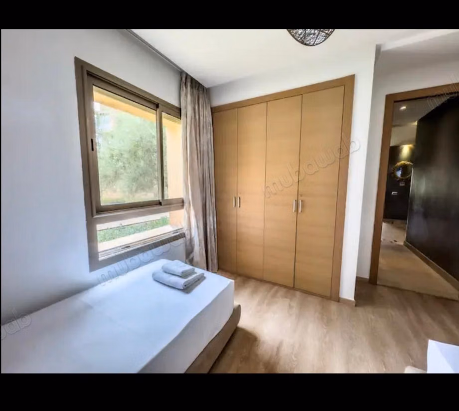 Beautiful apartment for rent on Boulevard Med 6. 5 rooms. Well furnished