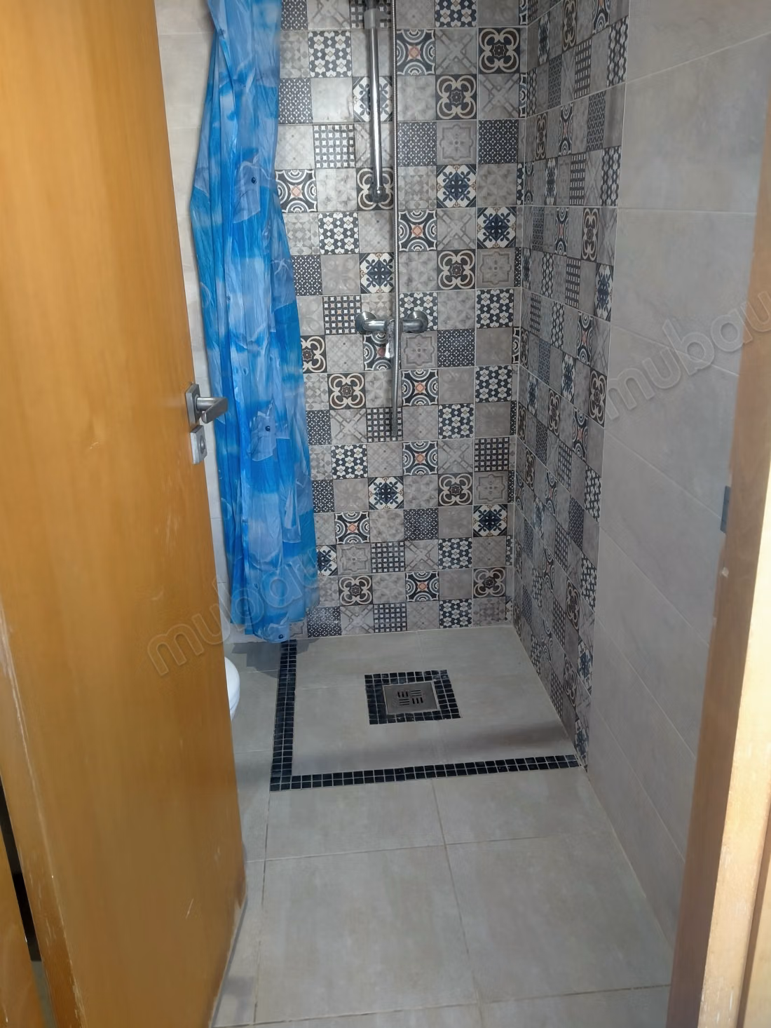 Appartement de deux chambres et salon dans le quartier des Oasis à Al-Aouina