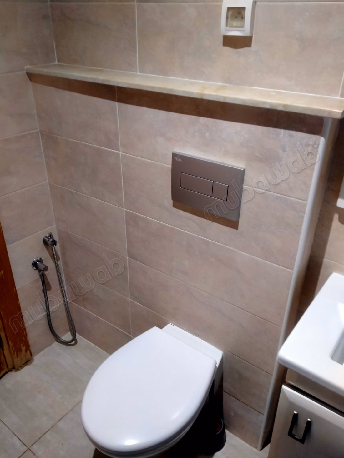 Appartement de deux chambres et salon dans le quartier des Oasis à Al-Aouina