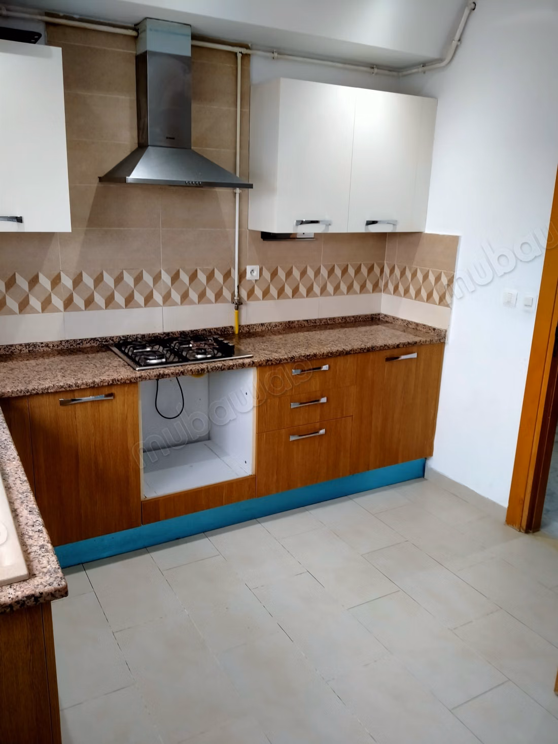Appartement de deux chambres et salon dans le quartier des Oasis à Al-Aouina