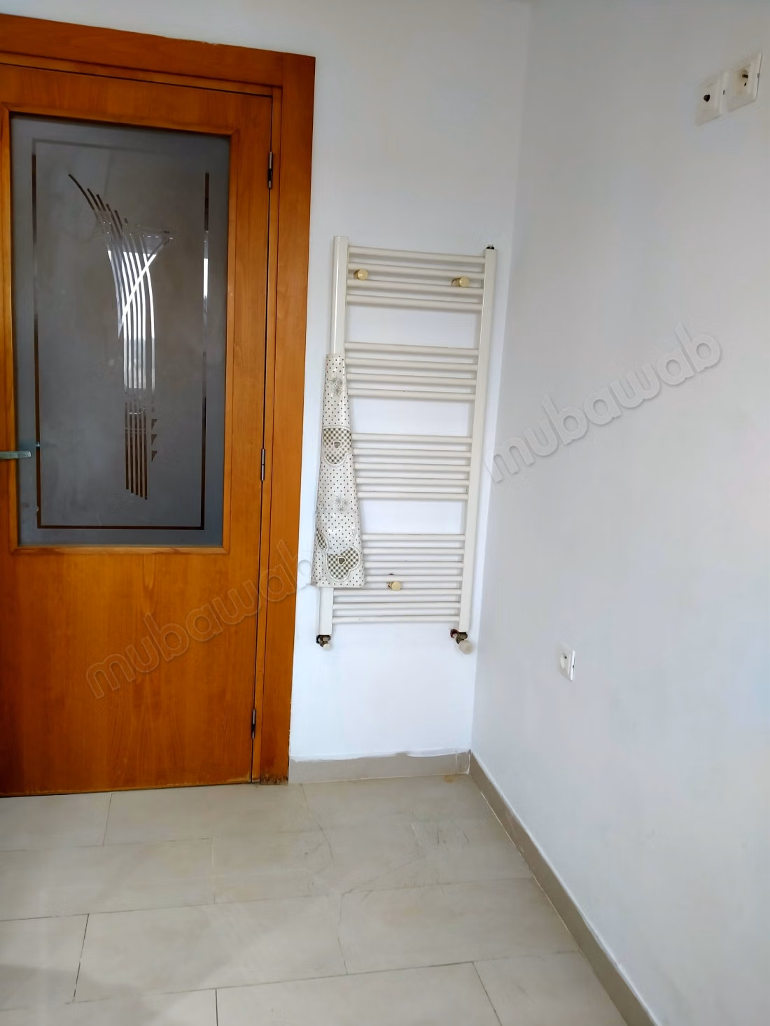 Appartement de deux chambres et salon dans le quartier des Oasis à Al-Aouina