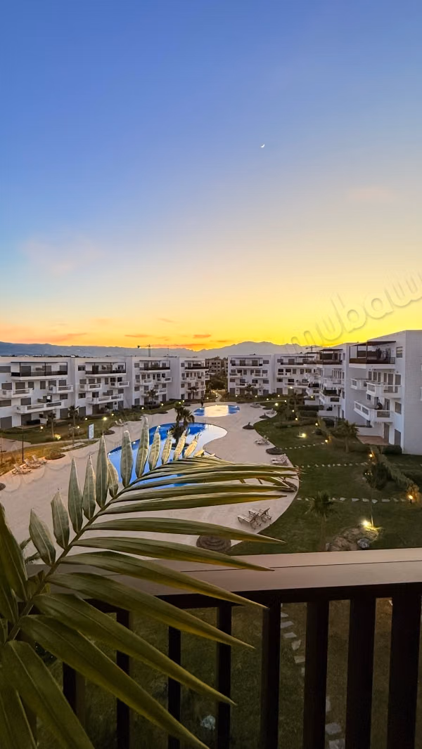 Appartement en location à Cabo Negro Cabo Huerto del Rio. Surface de 90 m². Meublé