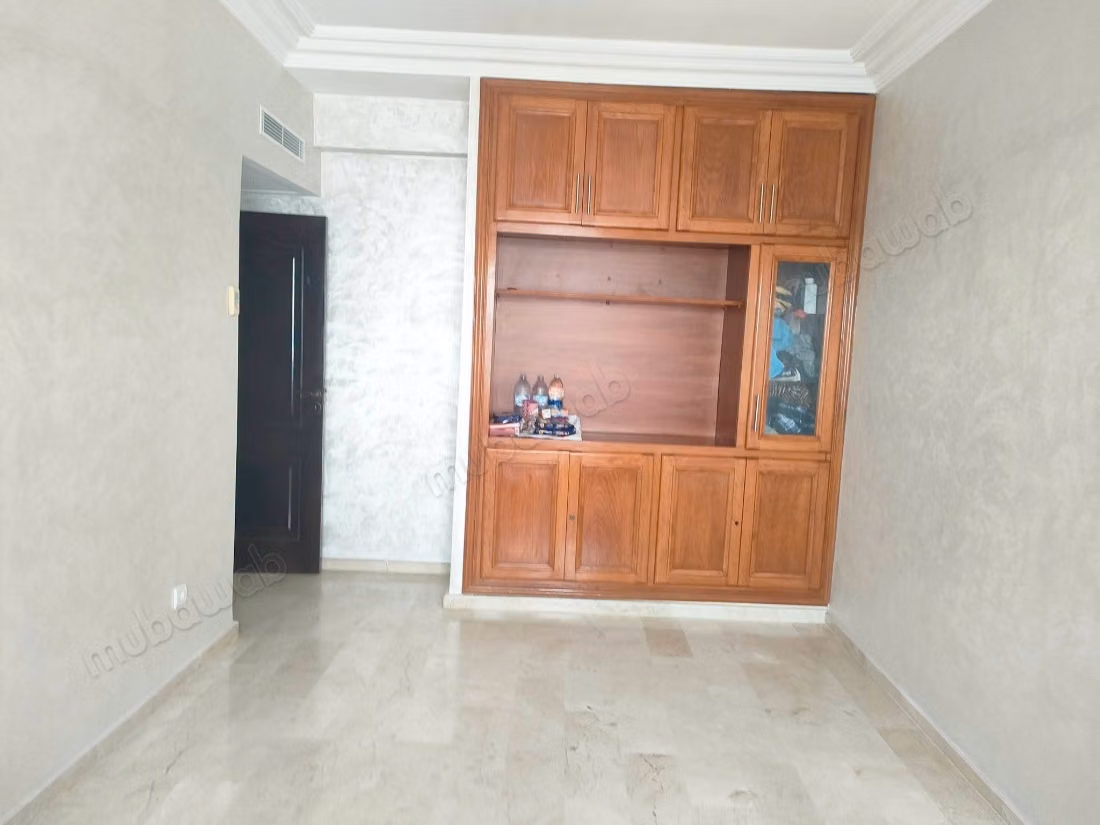 Appartement vide 150m² Maarif extention
