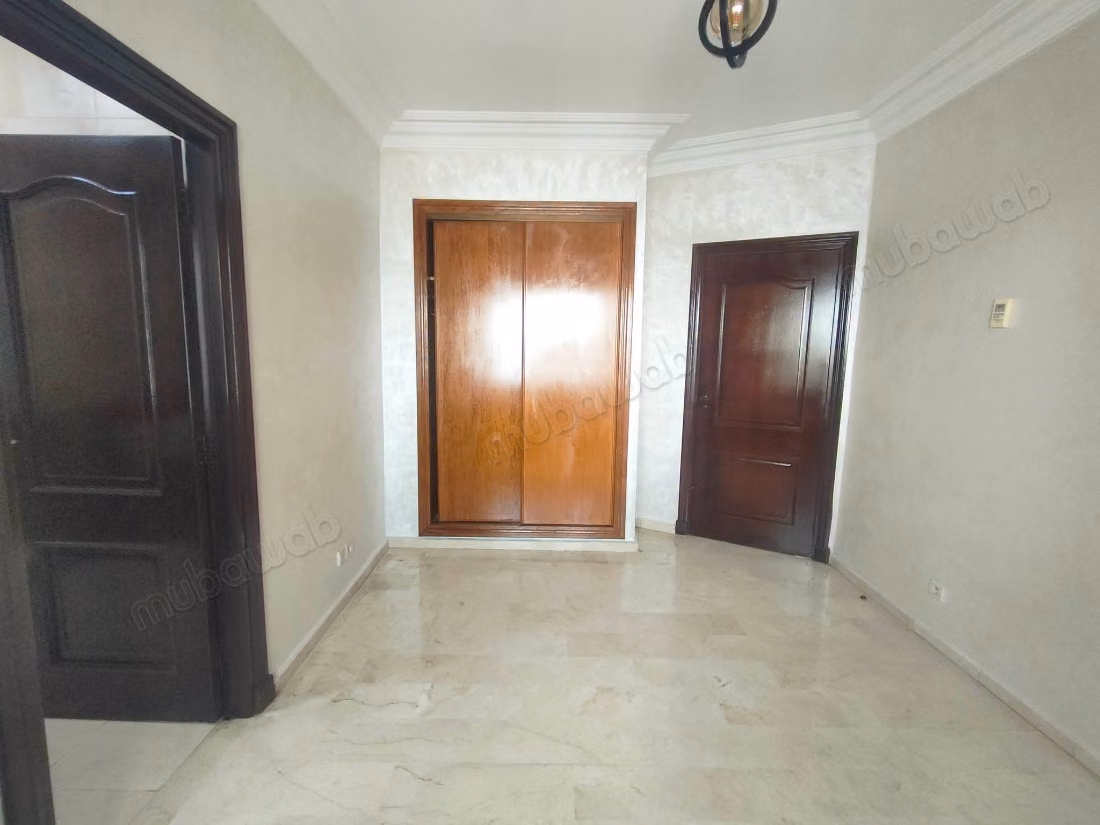 Appartement vide 150m² Maarif extention
