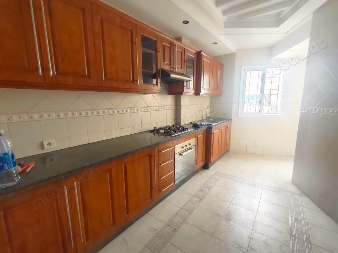 Appartement vide 150m² Maarif extention