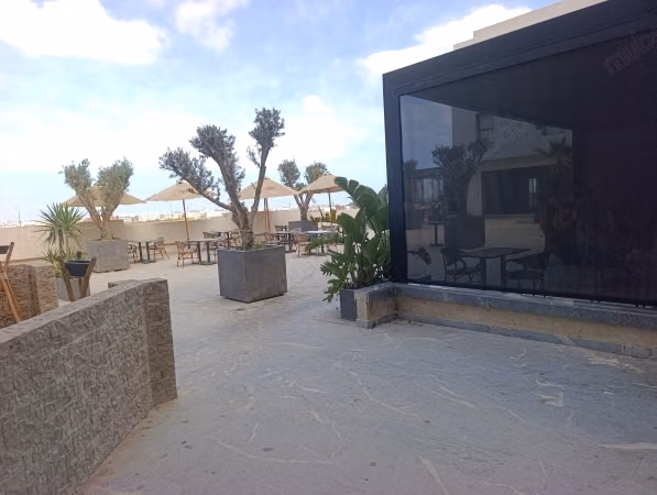 Commercial space for rent in Almaz. Area of 113 m². Concierge service available