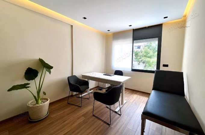 Flexible office rental for health professionals
