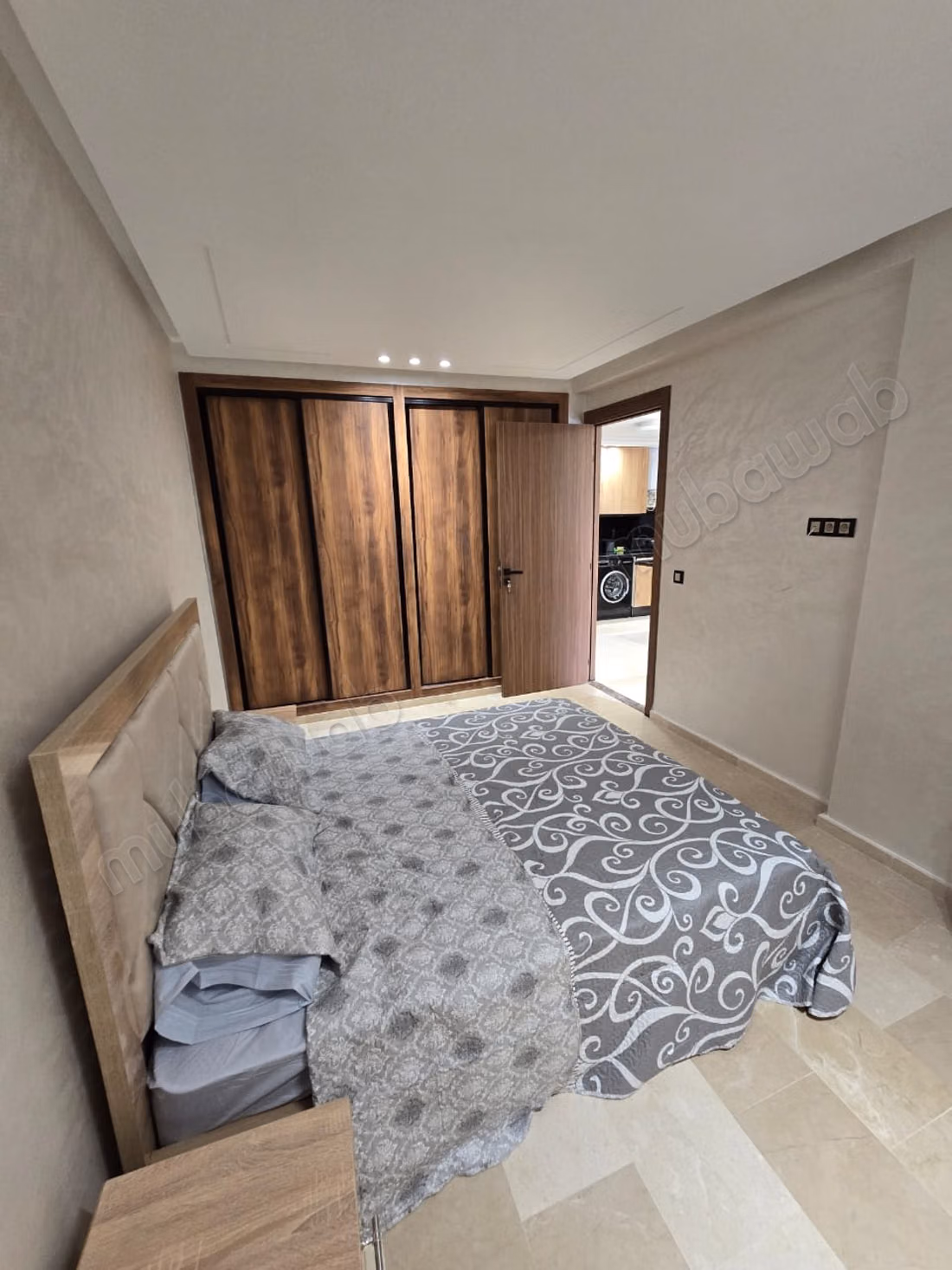 Studio meuble au parc
