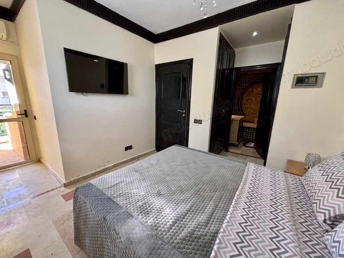 Appartement trois chambres meublé a louer