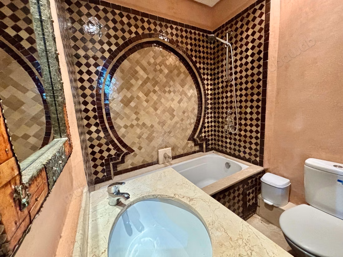 Appartement trois chambres meublé a louer