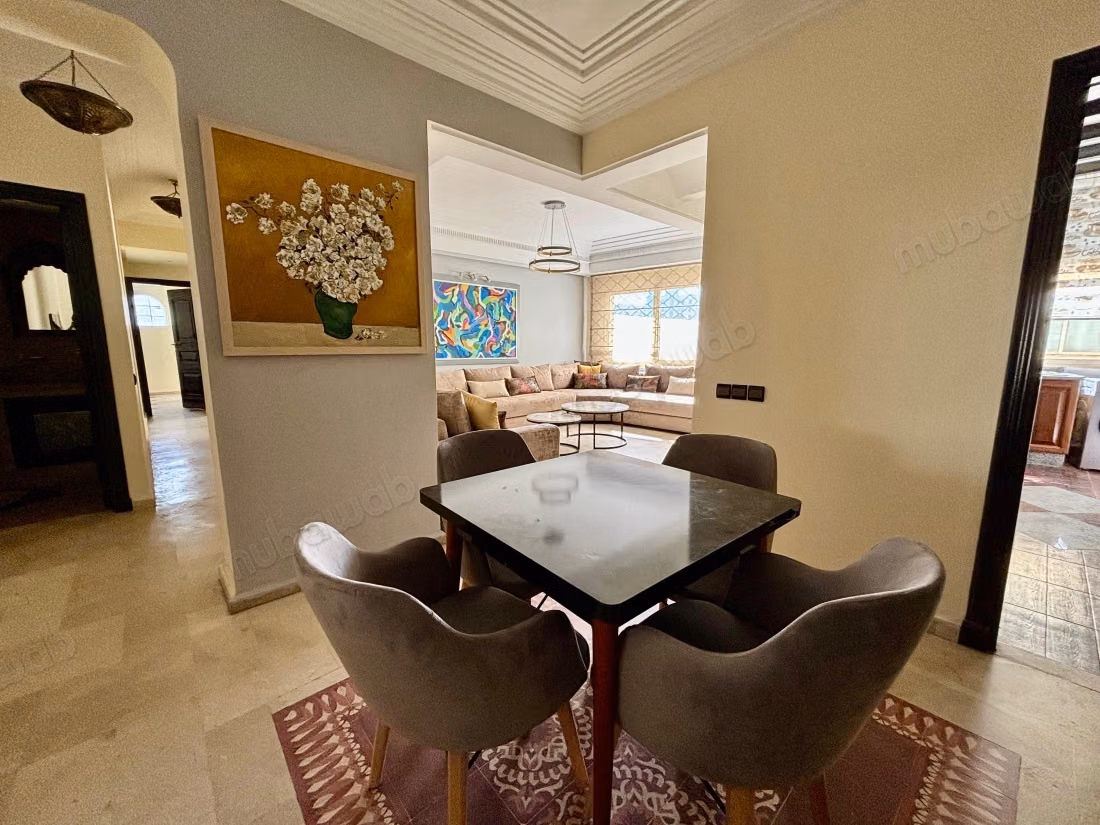 Appartement trois chambres meublé a louer