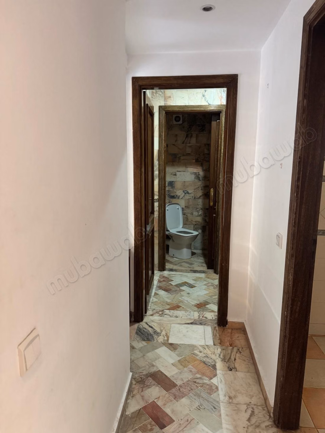 Bell'appartamento in vendita a Maârif. 4 belle camere. Camino e servizio di portineria