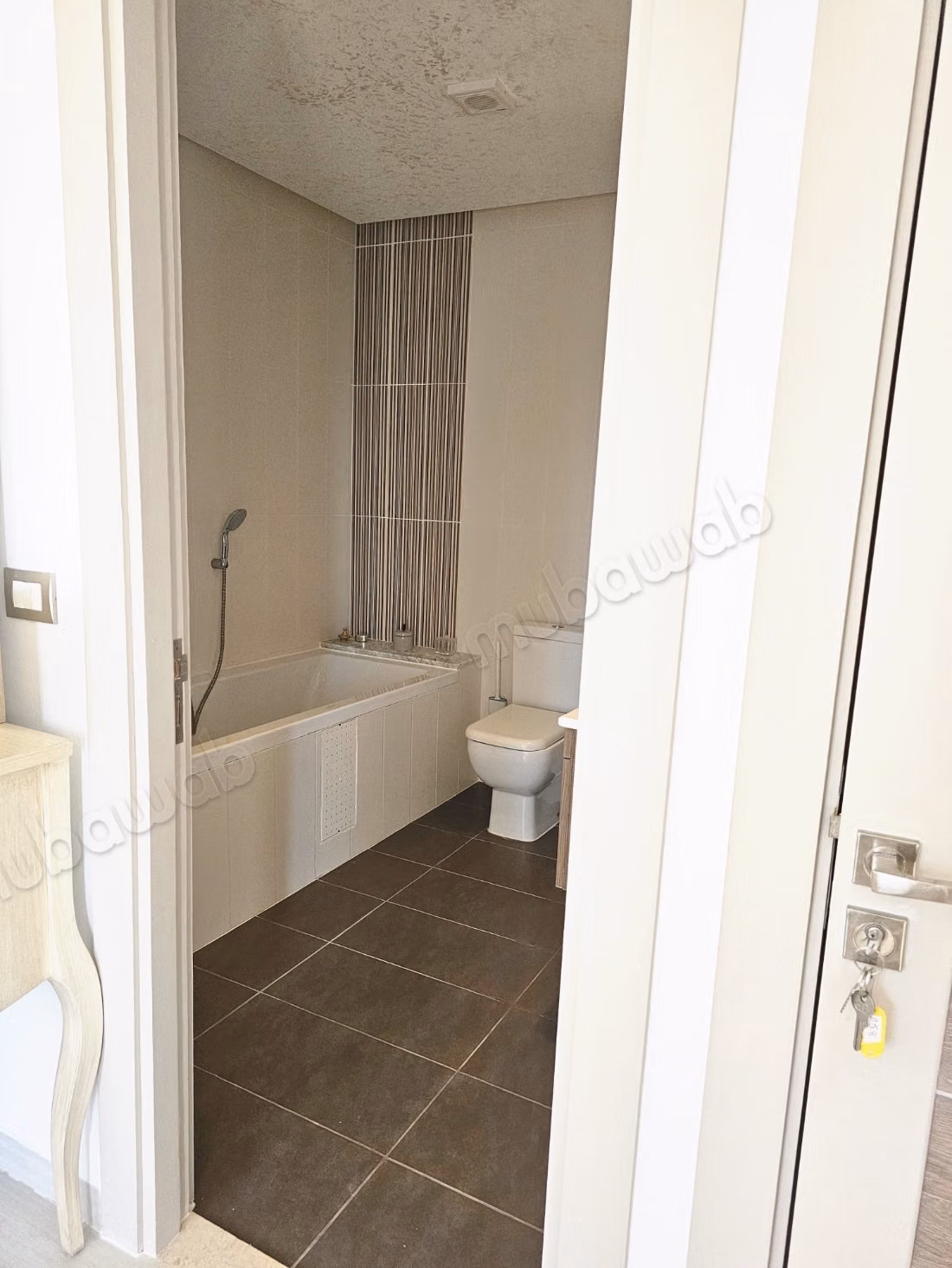 High-end villa for sale. 3 beautiful bedrooms. Well furnished