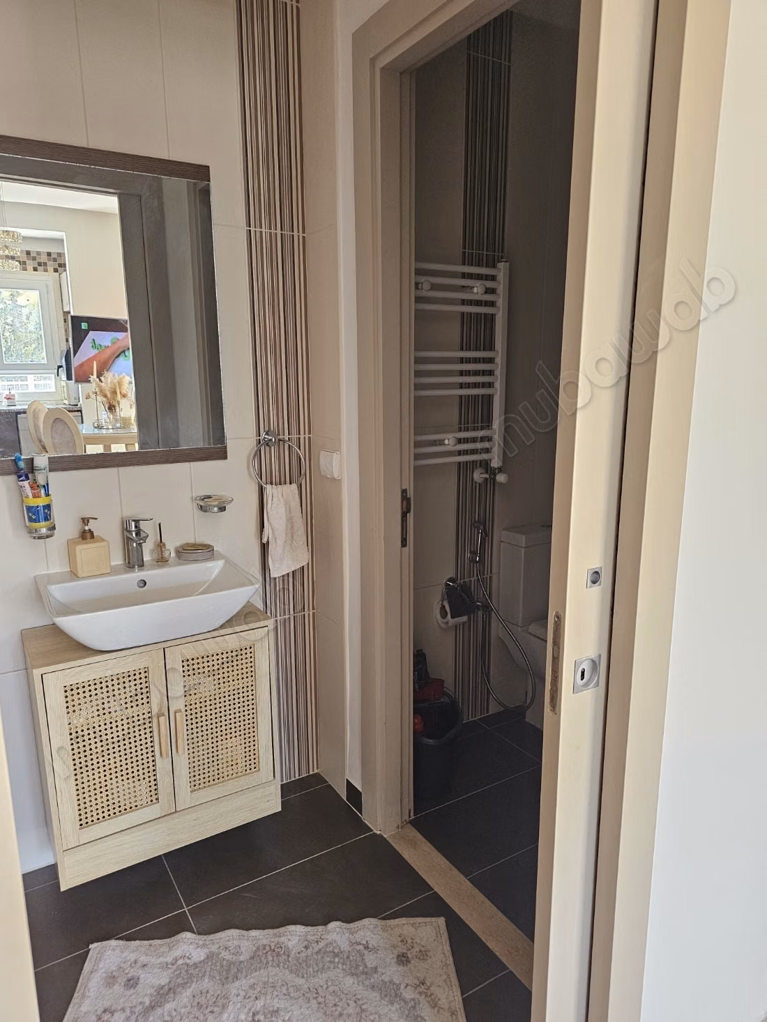 High-end villa for sale. 3 beautiful bedrooms. Well furnished