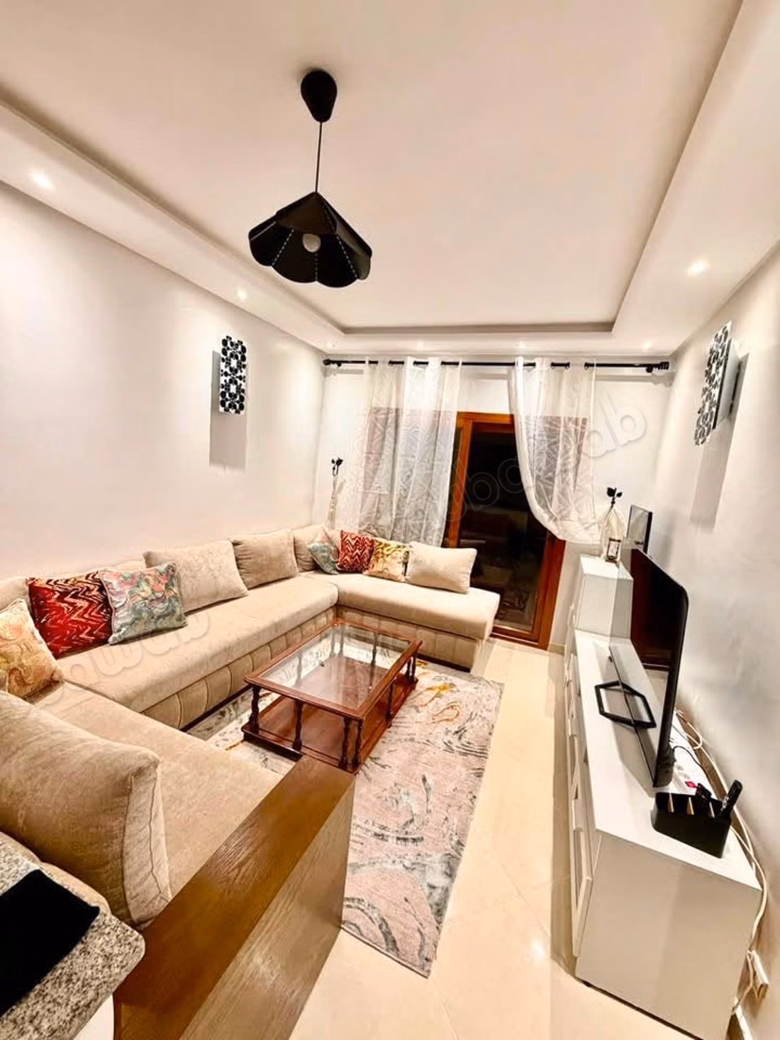Superb apartment for rent in Martil. Pool and pa