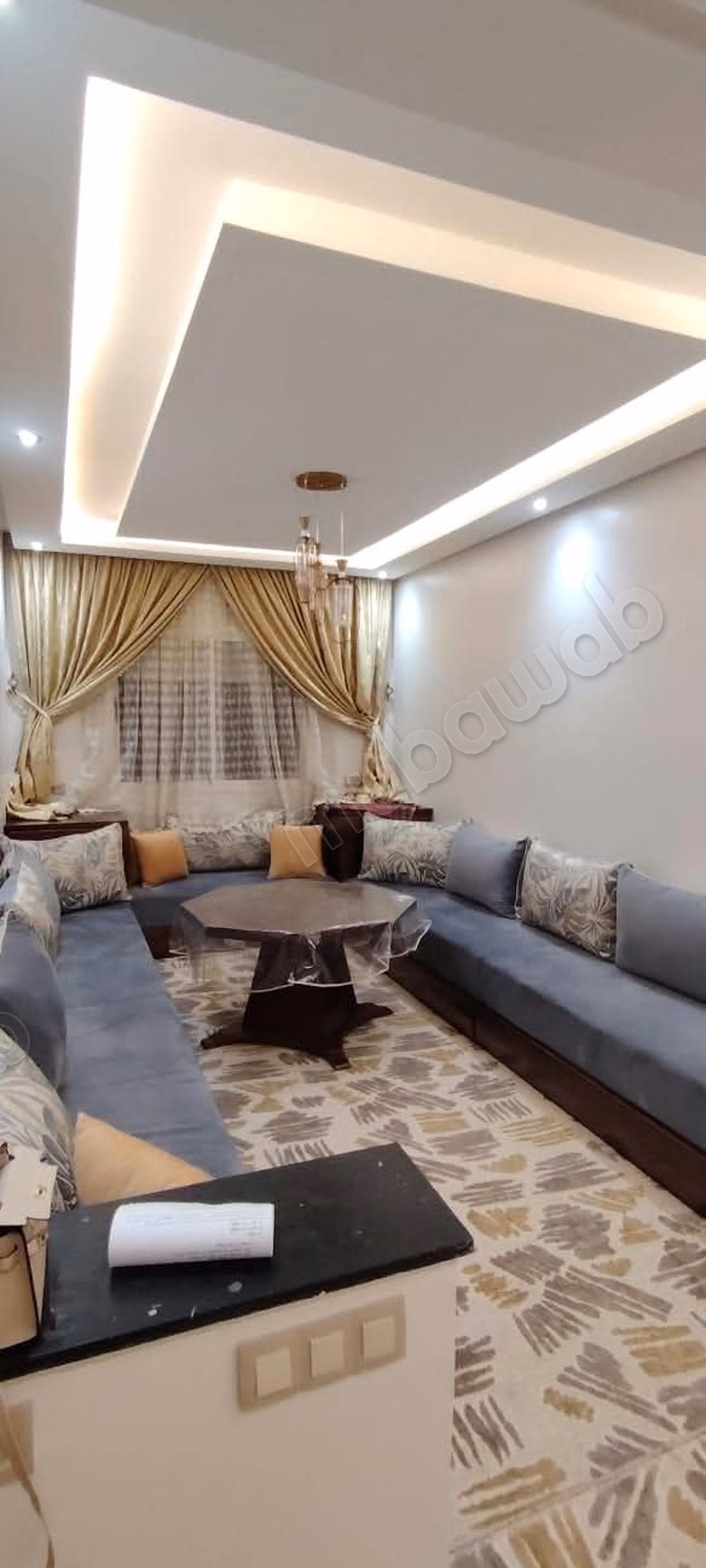 Apartamento de vacaciones en alquiler en Hay Salam. Superficie de 64 m². Salón marroquí, seguridad
