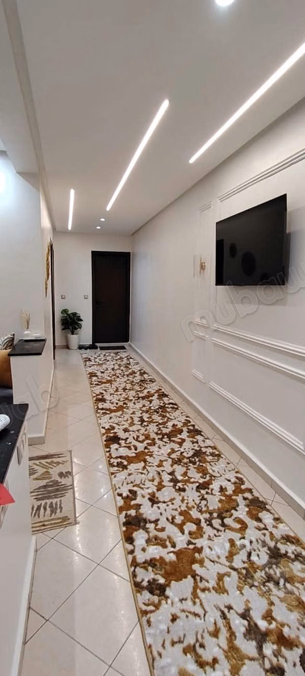 Apartamento de vacaciones en alquiler en Hay Salam. Superficie de 64 m². Salón marroquí, seguridad
