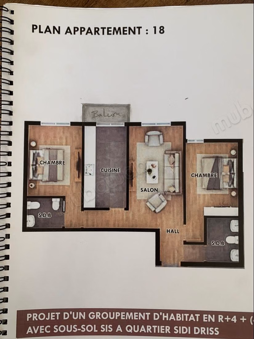 Apartamento en venta en la ciudad. Superficie total de 400 m². Ascensor y plazas de aparcamiento