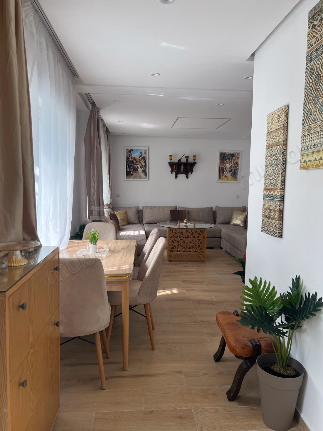 Louez cet appartement à Hay Ach chbanat. 
2 chambres. 
Bien meublé