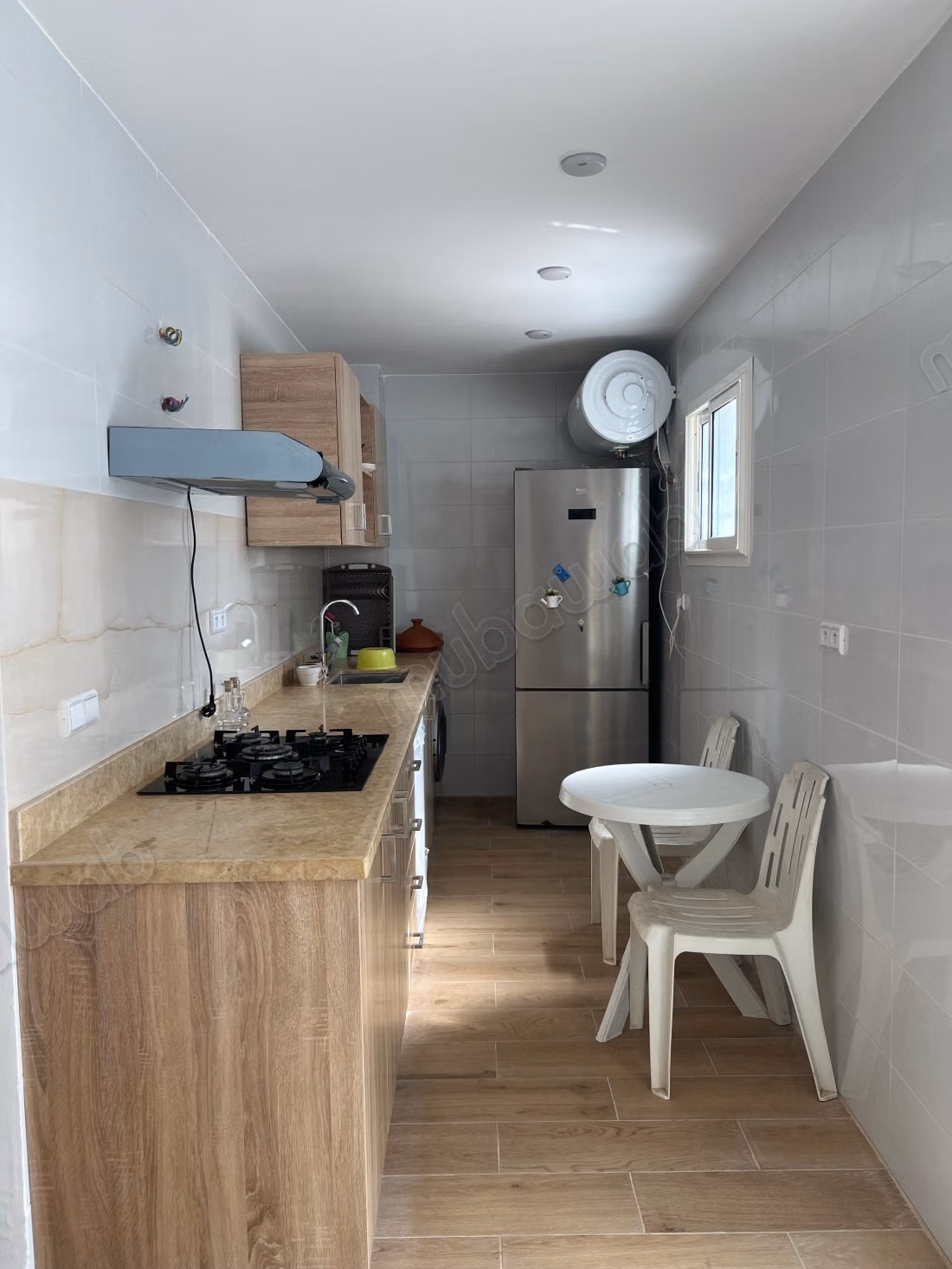 Louez cet appartement à Hay Ach chbanat. 
2 chambres. 
Bien meublé