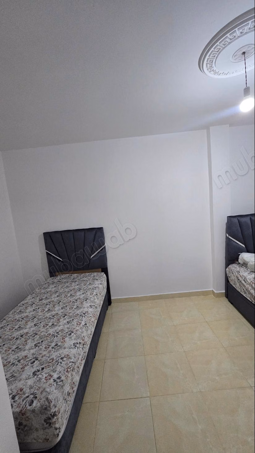Louer un appartement dans le détroit. Surface totale 75 m². Meublé