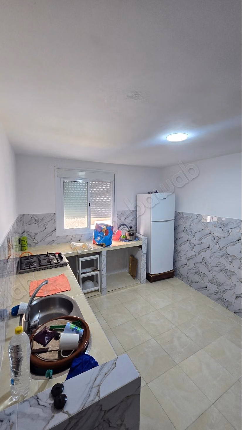 Louer un appartement dans le détroit. Surface totale 75 m². Meublé
