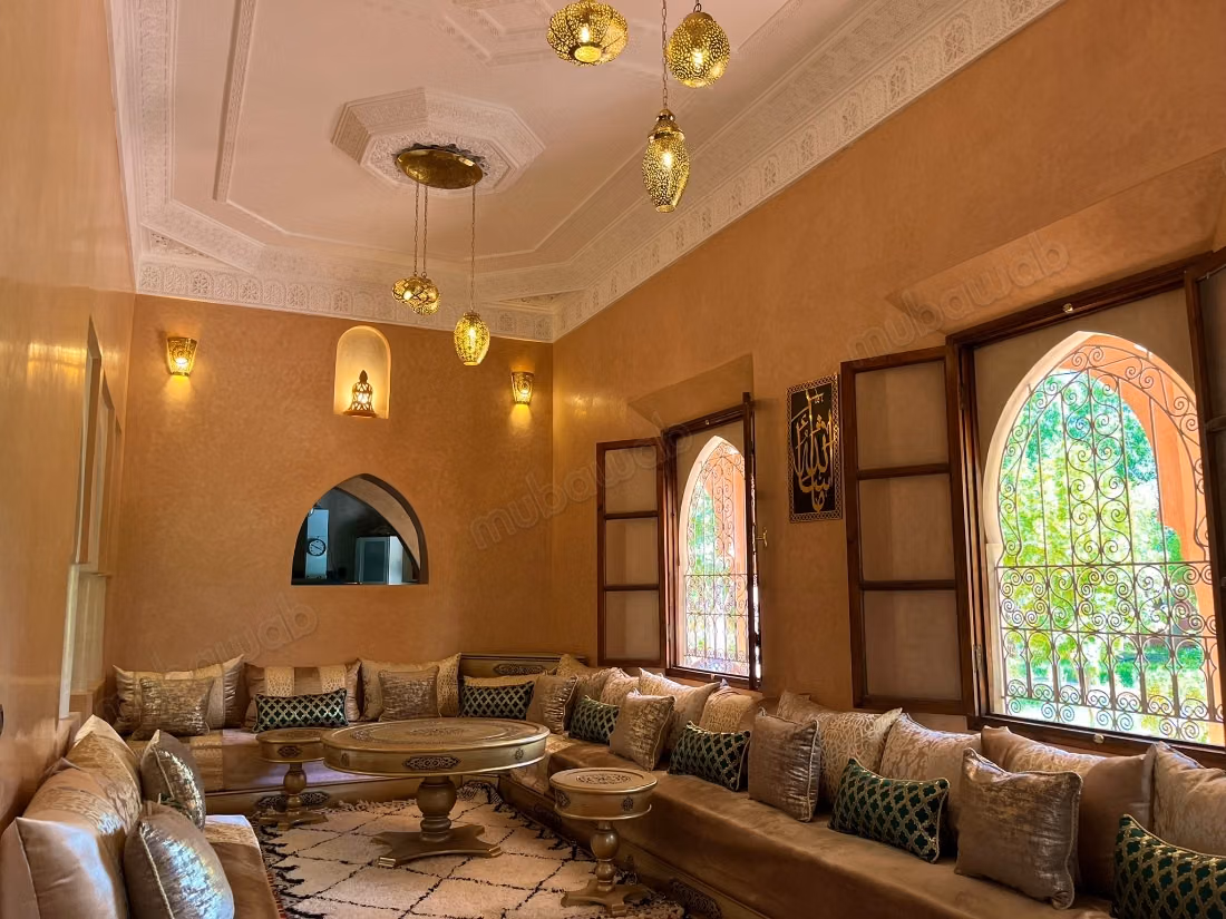 Splendid Oriental Charm Riad