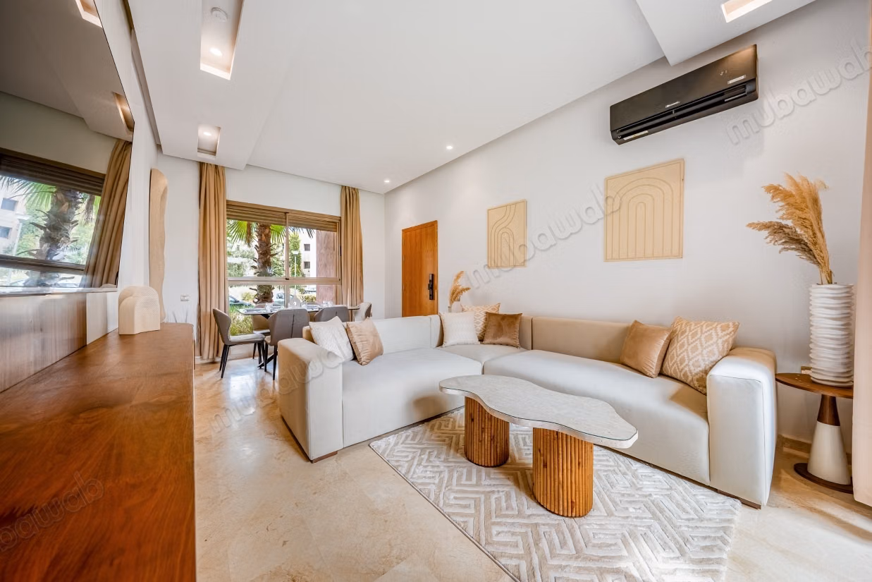 Apartamentos en alquiler en la Ruta Amizmiz. 3 habitaciones encantadoras. Puerta robusta, instalación de aire acondicionado