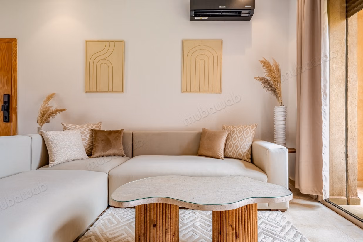Apartamentos en alquiler en la Ruta Amizmiz. 3 habitaciones encantadoras. Puerta robusta, instalación de aire acondicionado