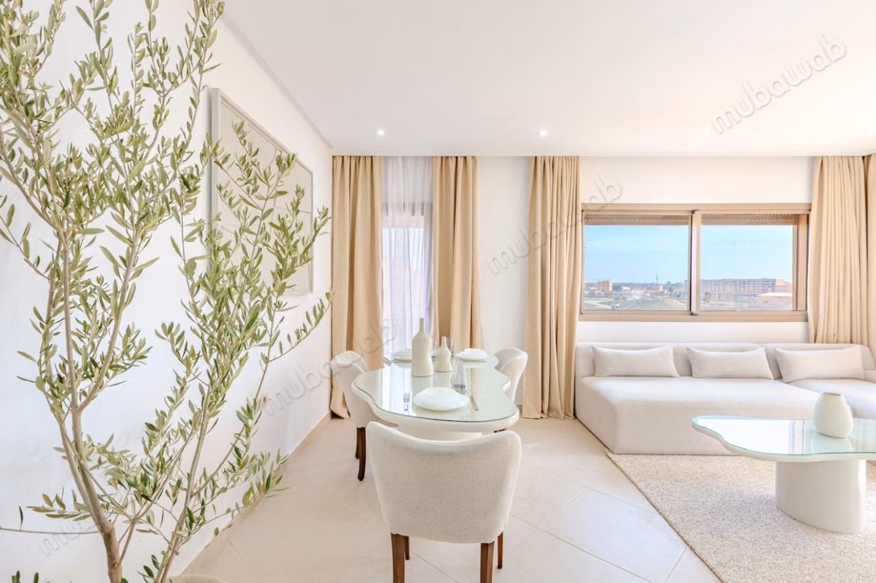 Appartamento con 1 camera da letto arredato con balcone