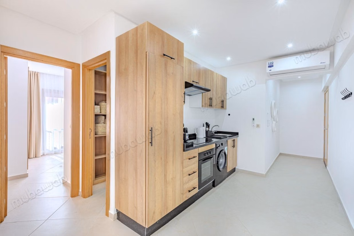 Appartamento con 1 camera da letto arredato con balcone