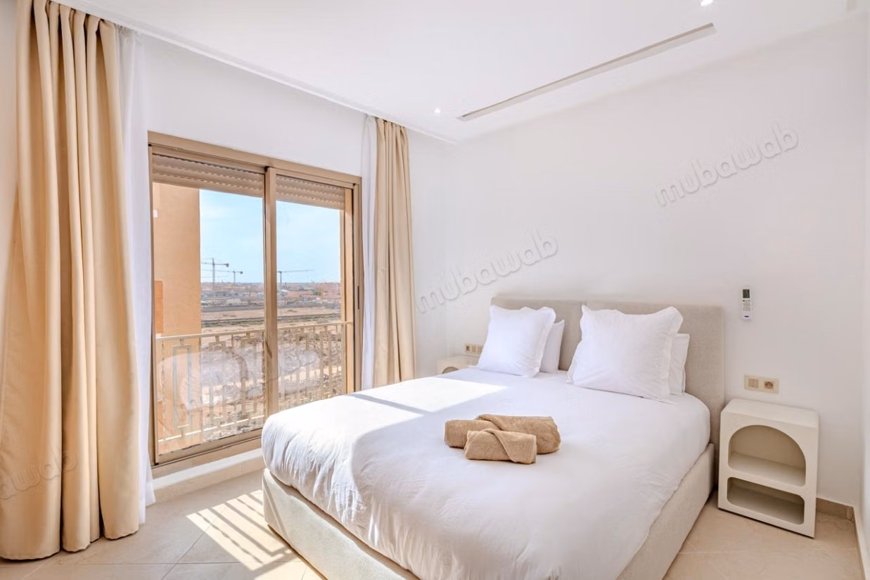 Appartamento con 1 camera da letto arredato con balcone