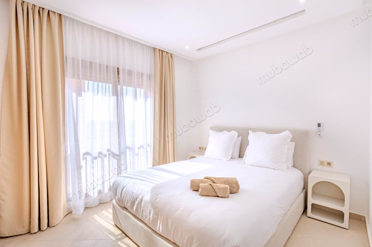 Appartamento con 1 camera da letto arredato con balcone
