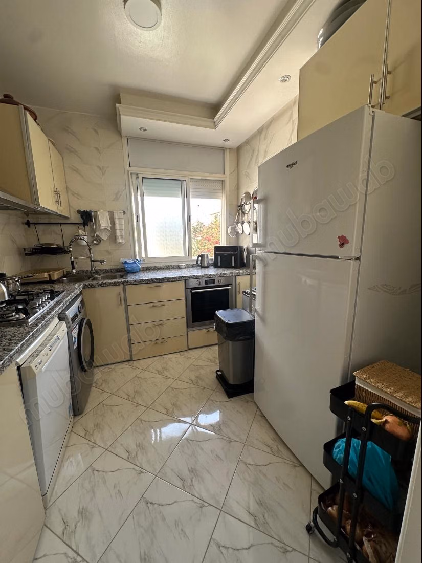 Vendita di un appartamento incantevole. 2 camere incantevoli. Vista sul mare, aria condizionata centralizzata