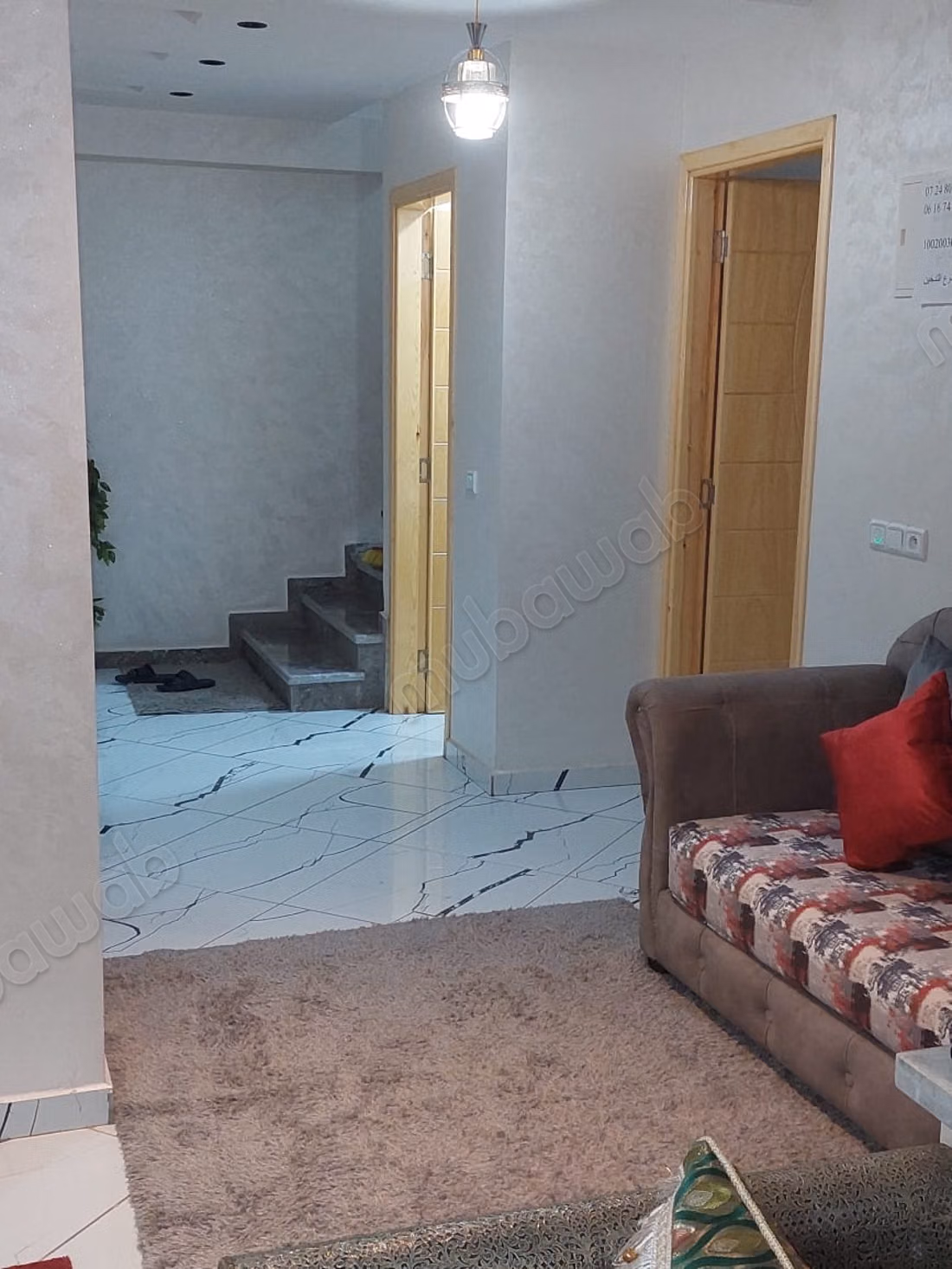 Dúplex amueblado en alquiler en el barrio avanzado cerca de todos los servicios