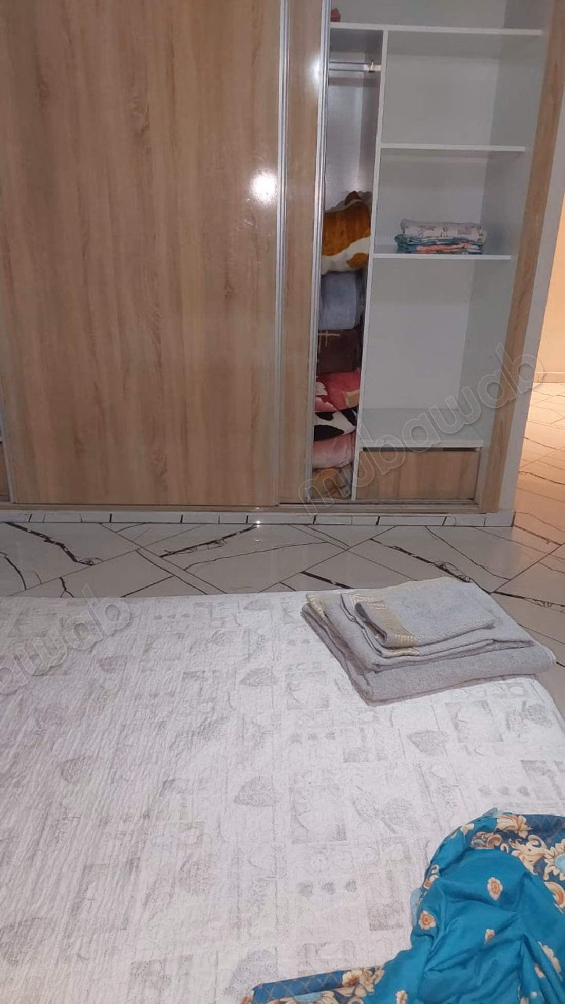 Dúplex amueblado en alquiler en el barrio avanzado cerca de todos los servicios