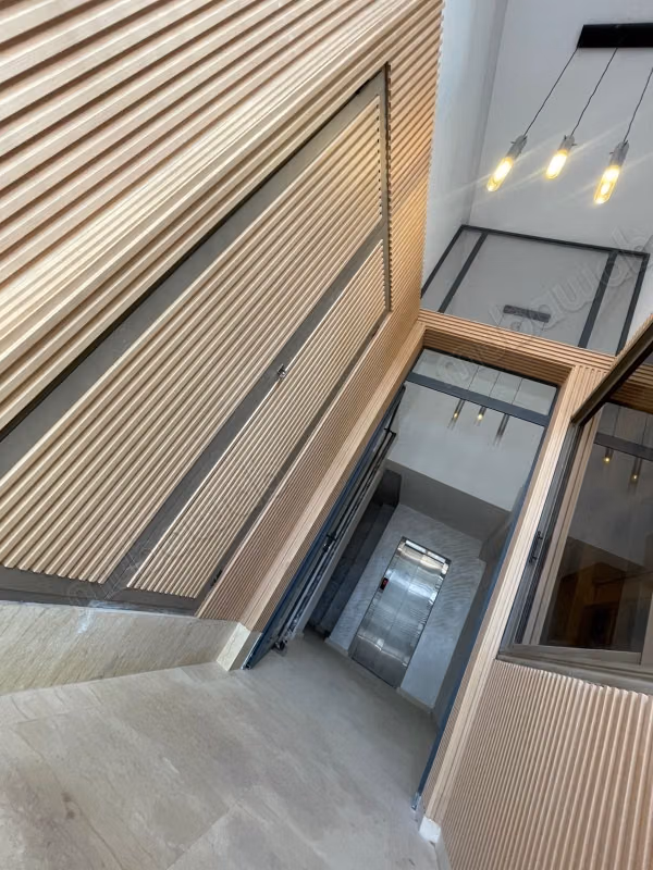 Venta de un bonito apartamento en Victoria. Superficie total 73 m². Puerta blindada y parabólica.