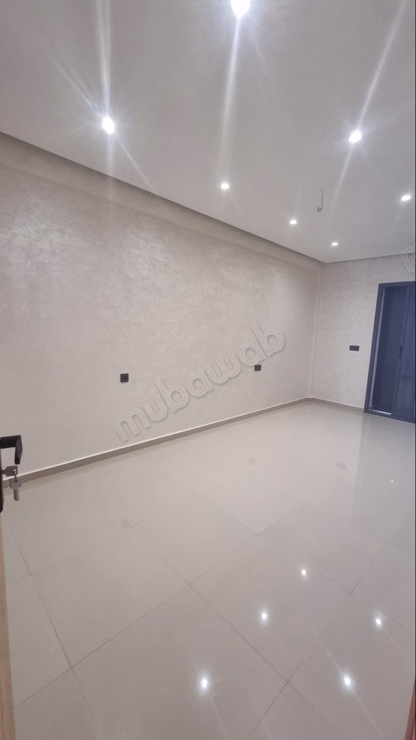 Vendesi appartamento a Victoria. Superficie totale di 110 m². Residenza sicura