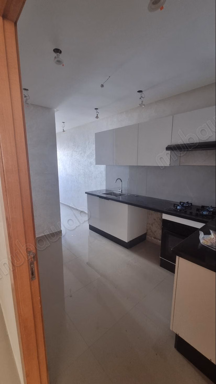 Vendesi appartamento a Victoria. Superficie totale di 110 m². Residenza sicura