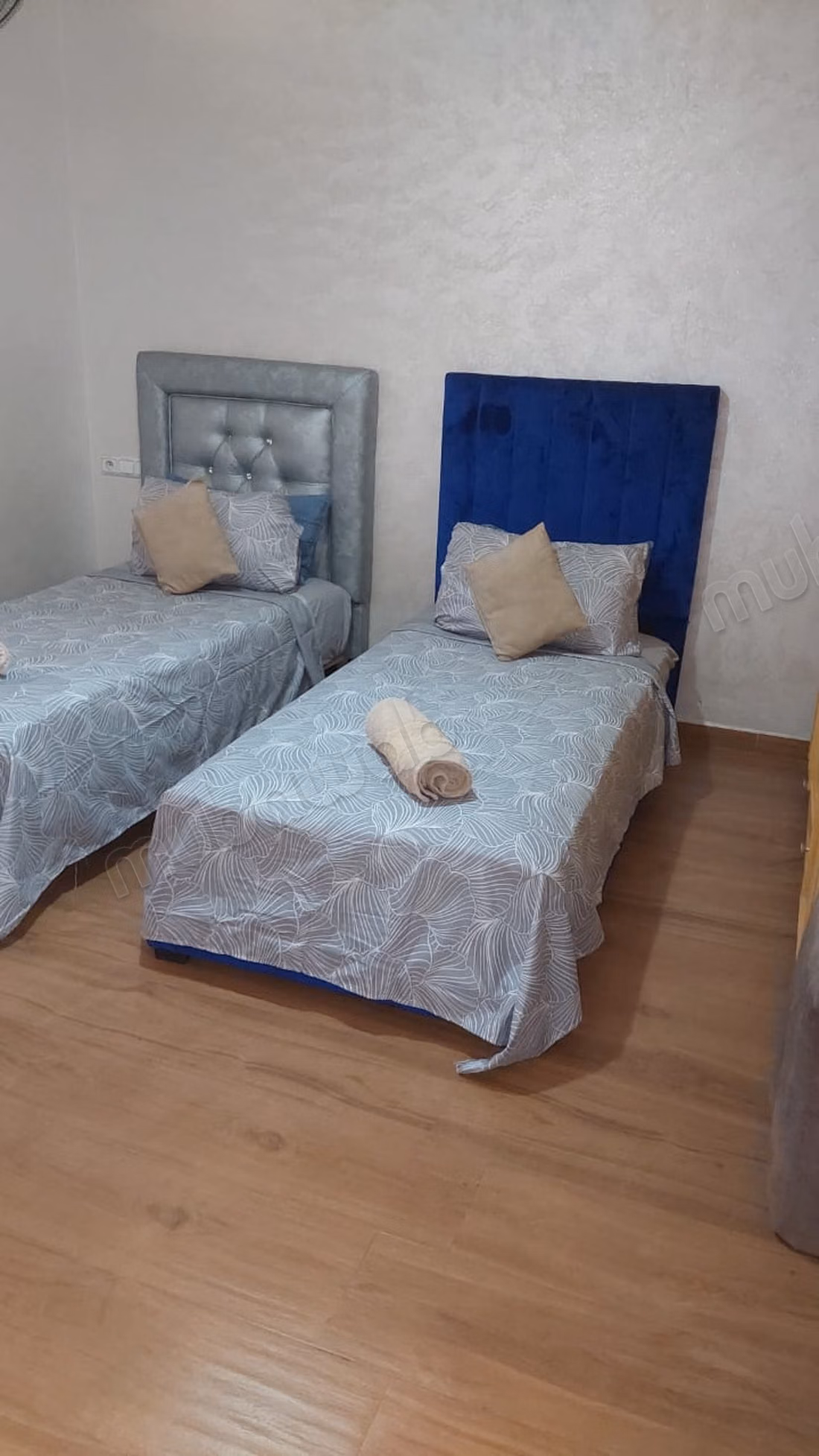 Belle maison à louer à Beni Mellal. 4 chambres excellentes. Porte solide et antenne satellite