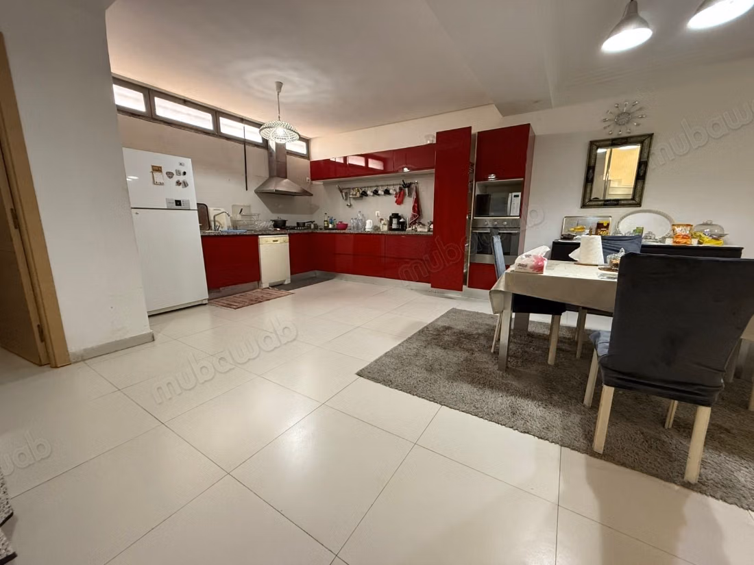 Huur uw huis in Laymoune. 4 gezellige kamers. Gemeubileerd