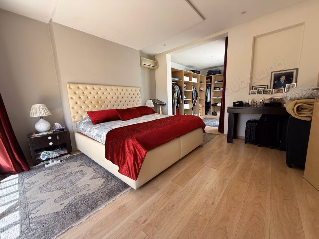 Huur uw huis in Laymoune. 4 gezellige kamers. Gemeubileerd