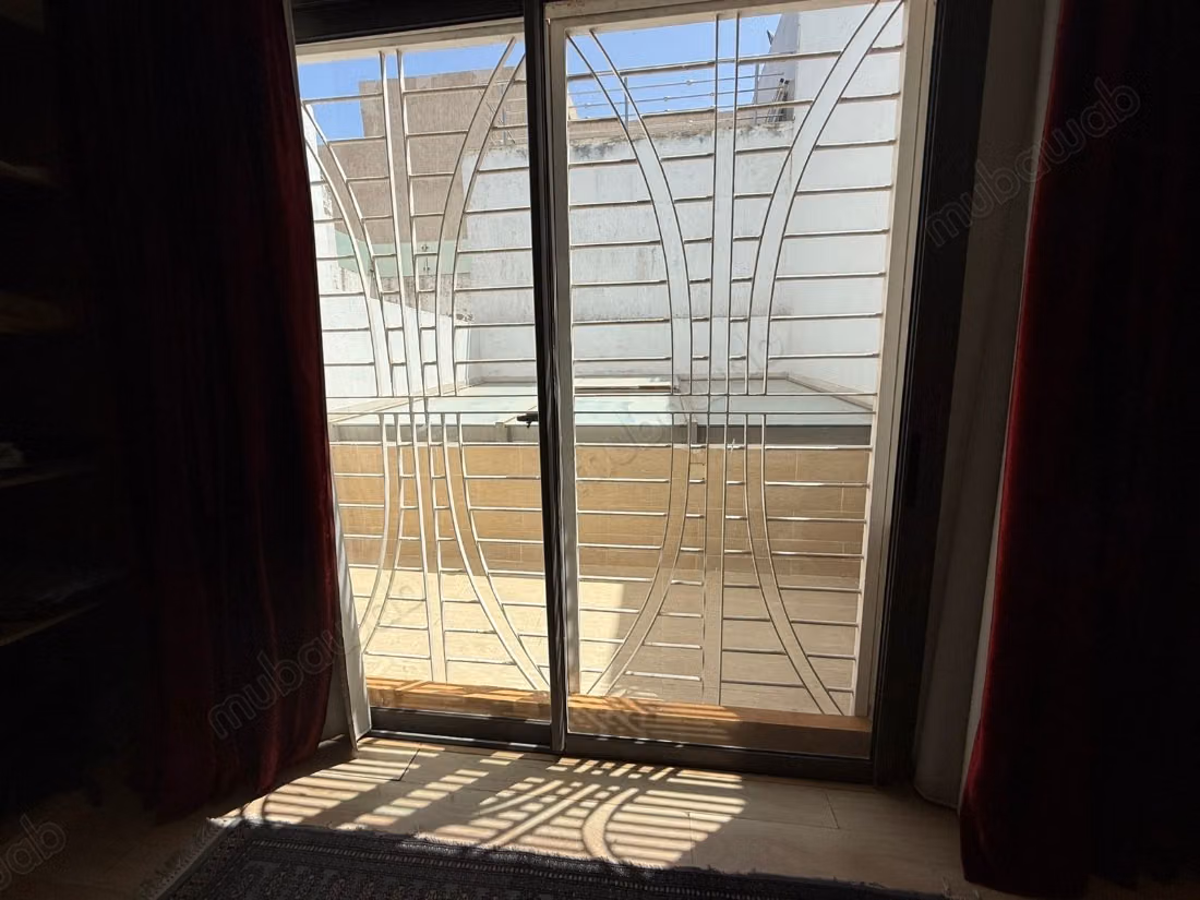 Huur uw huis in Laymoune. 4 gezellige kamers. Gemeubileerd