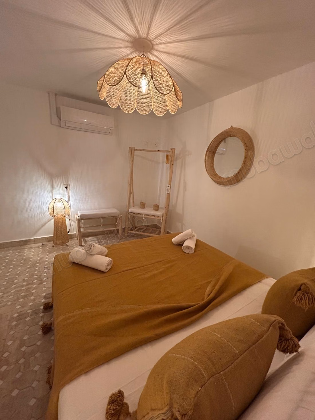 Magnificent riad 3 bedrooms heated pool medina