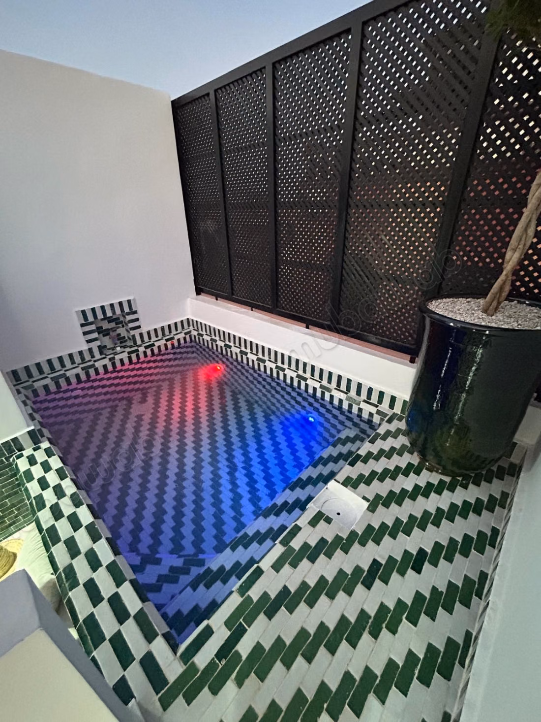 Magnificent riad 3 bedrooms heated pool medina
